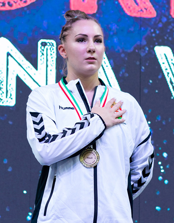 Dévai Bolglárka