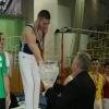 Férfi felnőtt lólengés
